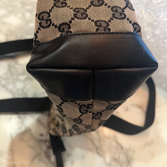 Gucci GG Canvas and Black Leather Tote Bag - Picture 7 of 10